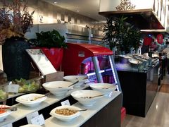-圣丰索菲特·2 On 988 Café 自助餐厅