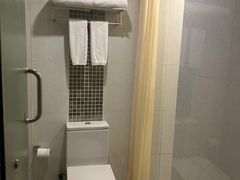 -Zsmart智尚酒店(上海北外滩四川北路东宝兴路地铁站店)