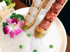 牛肉滑拼虾滑-小天鹅火锅·一线江景洪鼎旗舰店(洪崖洞店)