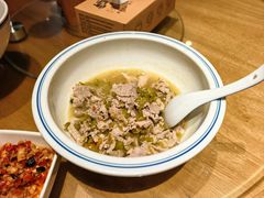 自制酸辣椒炒肉-湖南老灶台·生态农业餐饮(龙胜店)
