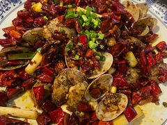 -牟记江湖重庆地标特色菜鱼蛋海鲜羊蝎子(巴南区黑金冠十多年好店)