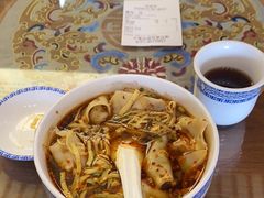 -笑来喜馄饨小笼工坊店(湖滨街店)
