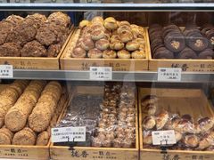 -拢香糕点(万达店)