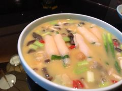 顶汤鲜虾酿竹笙-西安凯悦酒店·湖畔中餐厅