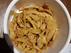 -渝是乎酸菜鱼(龙旗购物中心店)