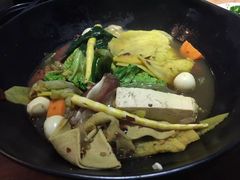 -万记麻辣烫国展总店