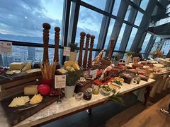 -锦厨国际自助餐厅 · 云端景观 (昆明索菲特大酒店)