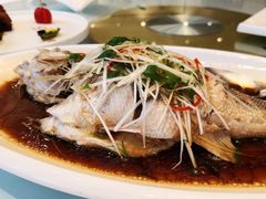 清蒸鲈鱼-和平官邸·花园餐厅(武定西路店)