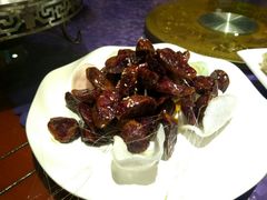 拔丝紫薯-95号酱骨·一块豆腐(展春园西路店)