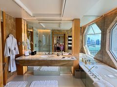 -新加坡丽思卡尔顿美年酒店