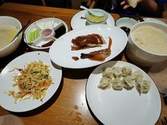 -伊喜饺子·烤鸭(五道口学院路店)