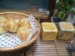 -沁屋面包店(人民东路店)