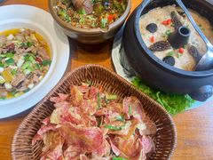 -老滇山寨•云南特色菜•地方菜•民族风情歌舞表演(经开区店)
