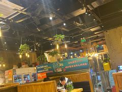 大堂-小俩口烧烤东北菜(双井店)