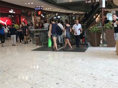 -东荟城名店仓