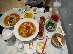 -孔雀云贵川·融合菜(长宁来福士店)
