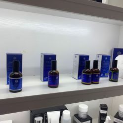 -F.N冻龄皮肤管理中心