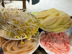 -肖肖酸萝卜鱼火锅(总店)