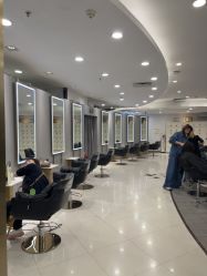 -八佰伴8008星级形象店