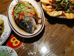 -芳林嫂 湖边边巧媳妇渔家菜馆