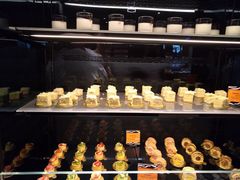 -咖啡苑自助餐厅·中国大饭店