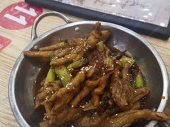 -江城燕子大排档(江汉路步行街店)