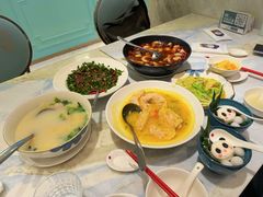 -孔雀云贵川·融合菜(长宁来福士店)