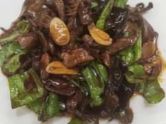 -闯关东东北农家菜(崂山石老人店)
