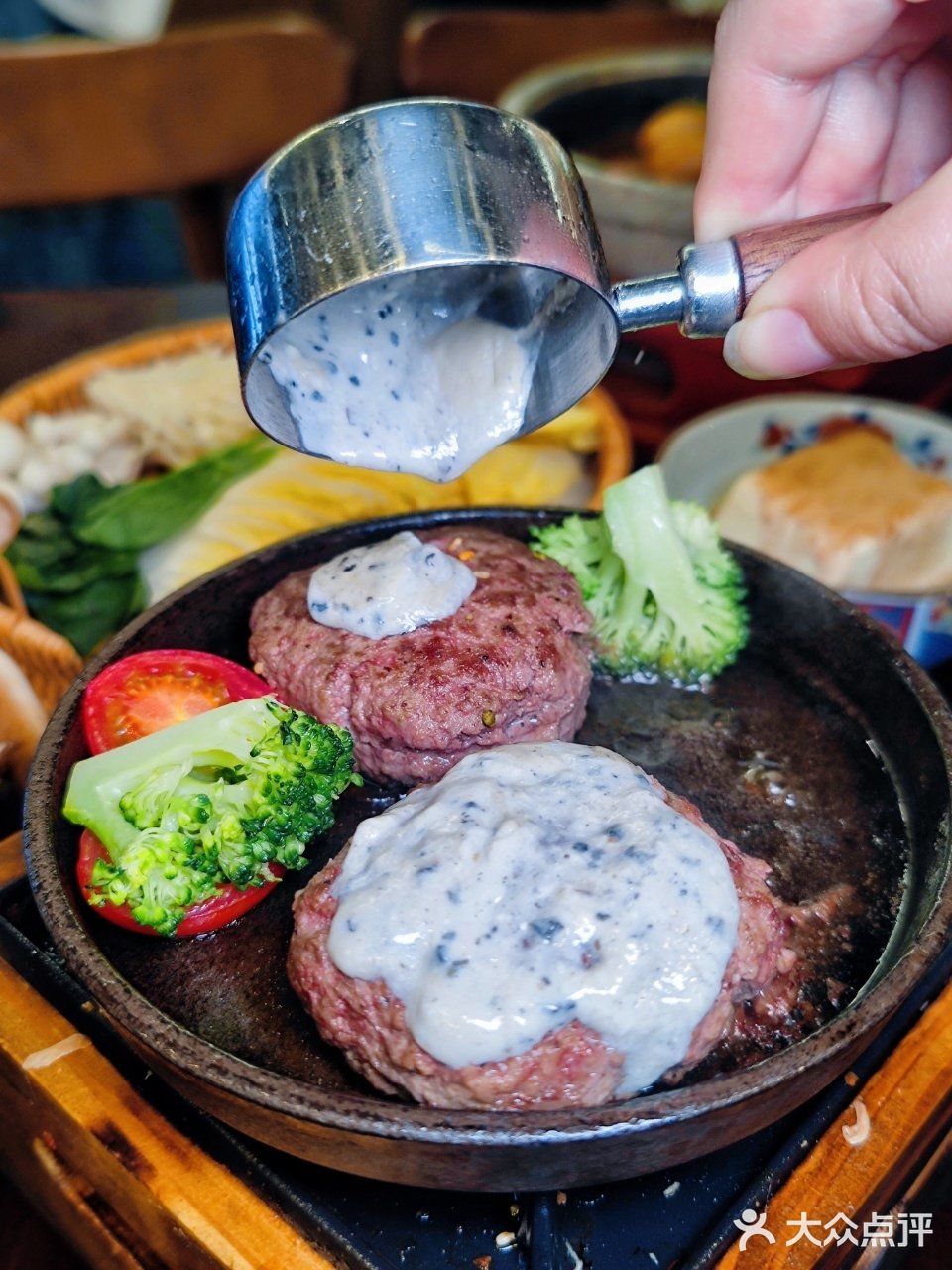 魔都也有火爆杭州福州的牛肉饼饭啦，我先尝为敬‼️