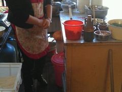 -巍山火巴肉饵丝(大理古城店)