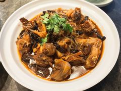 小鸡炖蘑菇-李记饺子·熏酱东北菜(欢乐谷店)