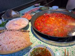 -鸿姐老火锅(疁城新天地店)