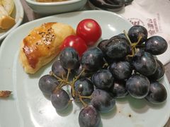 -金滏山烤肉·海鲜·火锅自助餐厅(襄阳万达店)