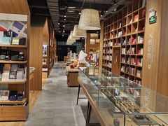 -百新书局(尚悦湾店)