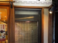-牛カツ京都勝牛(河原町蛸薬師店)