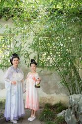 -一揽芳华汉服旗袍体验馆(拙政园店)