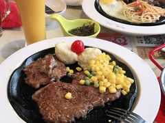 -豪客来牛排(中央花苑店)