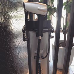 -茶发Salon·烫发染发理发