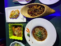 -忘忧草融合私房菜(红鼎国际店)