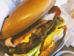 汁汁厚作双层和牛堡单人餐兑换券-肯德基(丽莎广场店)