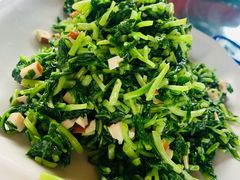 -赋石水库船头鱼红房子饭店