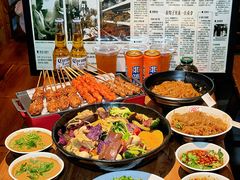 -万记麻辣烫国展总店