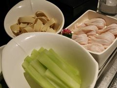 -海底捞火锅(航洋城店)