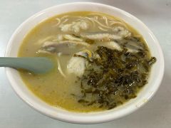 -明呈黄鱼面馆(斜土路店)