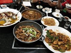 -大嫂镬仔·焖鸡煲·啫啫煲(逢源路店)