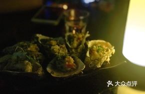 Egg Baby Oyster
