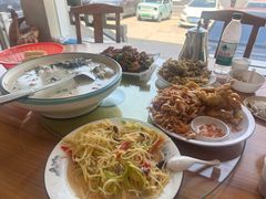 -美顺香食府鱼头老店(雪野湖店)