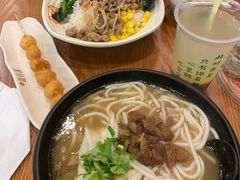 -鑫花溪牛肉米粉(文星广场店)