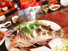 -岛中岛·海鲜大排档·万宁老字号(东澳店)