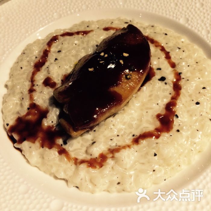 黑松露鹅肝烩饭